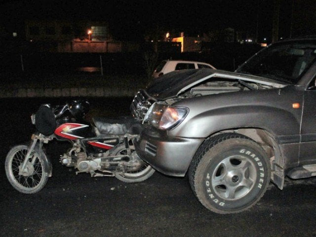 injured were mostly young motorcyclists performing stunts sans safety precautions photo file