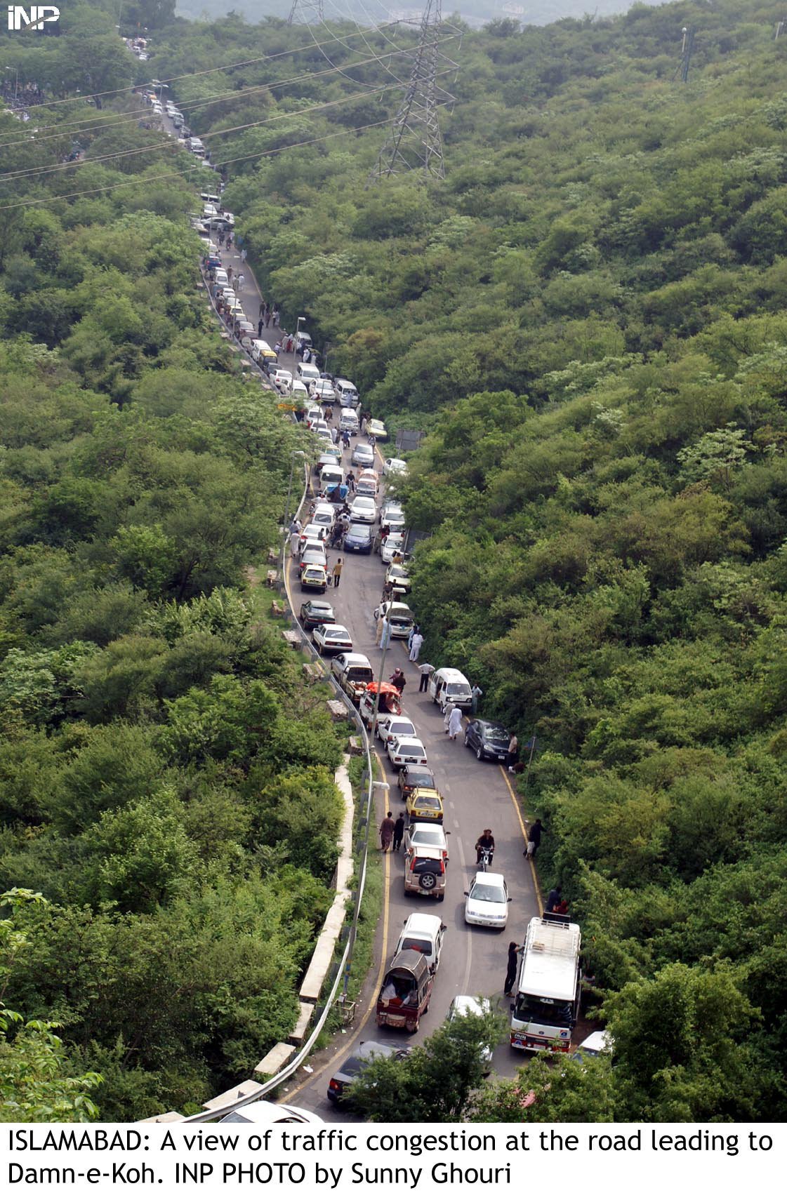 traffic jams caused by illegal parking were a feature at all tourist spots around the twin cities photo inp