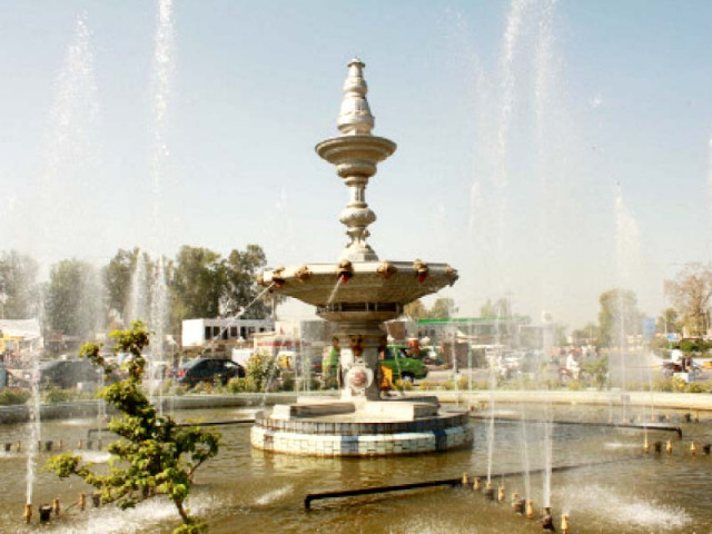 bahawalpur s fawara chowk restored bahawalpur s fawara chowk restored
