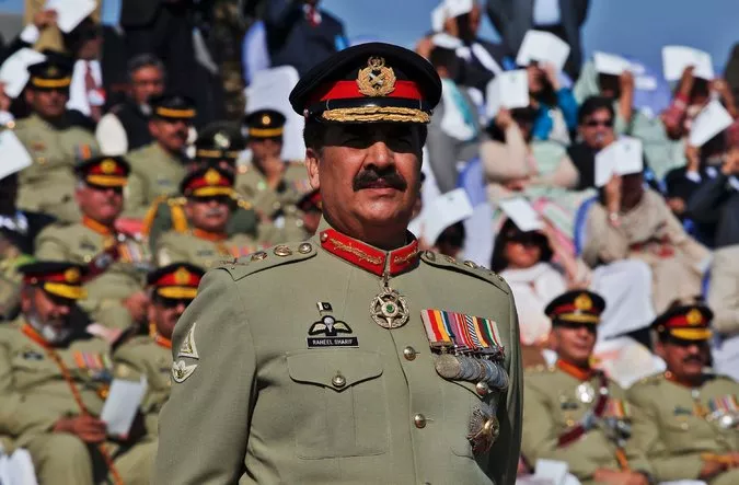 army chief spends eid with troops on the frontlines of waziristan army chief spends eid with troops on the frontlines of waziristan