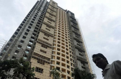 four die in building demolition in north india