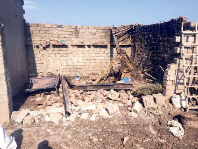 roof of a house that collapsed in kohat photo express roof of a house that collapsed in kohat photo express