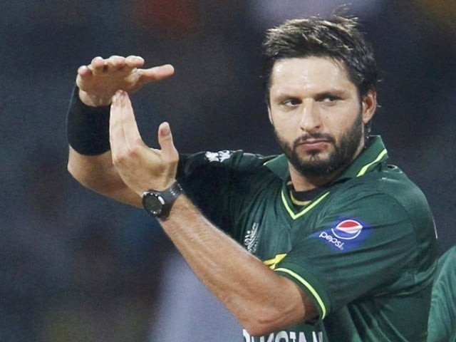 shahid afridi says he would want to join politics after ending his playing career photo reuters shahid afridi says he would want to join politics after ending his playing career photo reuters