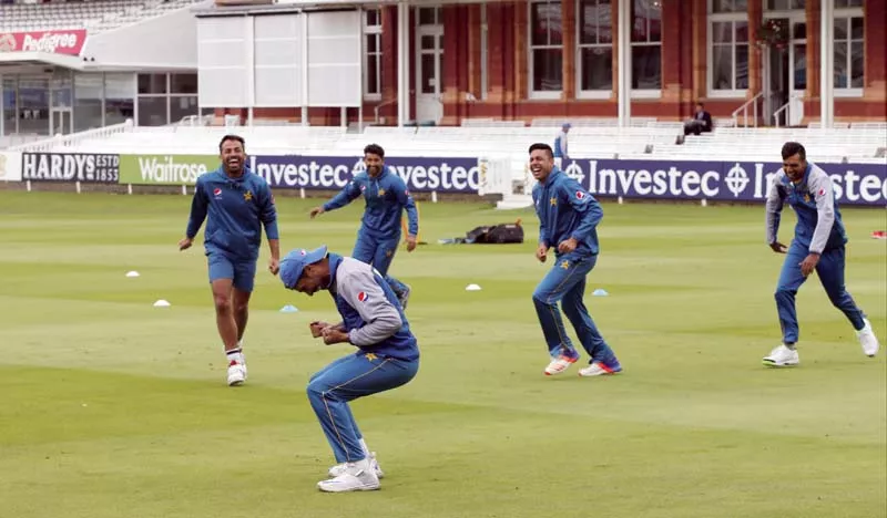 while some have expressed doubts about the wisdom of letting amir back into international cricket players on both sides have accepted the situation photo reuters while some have expressed doubts about the wisdom of letting amir back into international cricket players on both sides have accepted the situation photo reuters