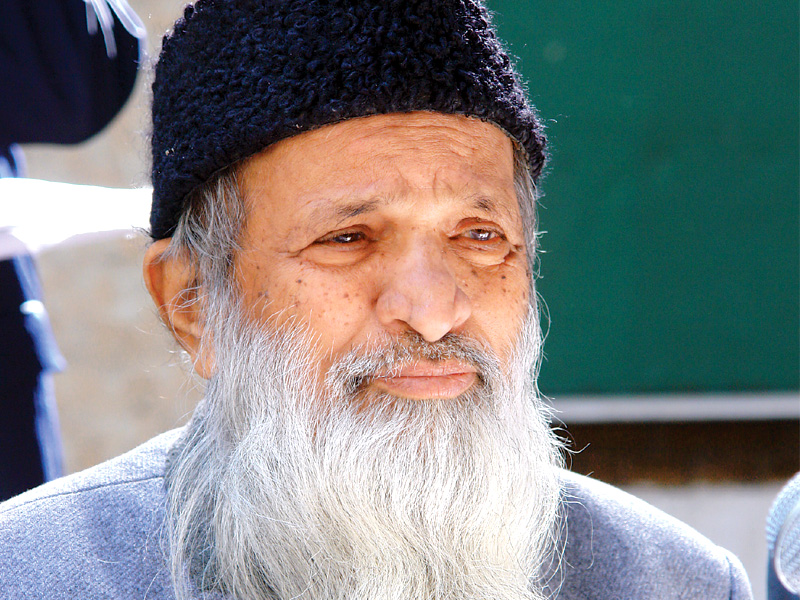 secretary to speaker attaullah khan said the k p assembly was honoured that it was paid a visit to by edhi in 2010 we and people of k p are proud to have this distinction his memories will remain with us forever photo express