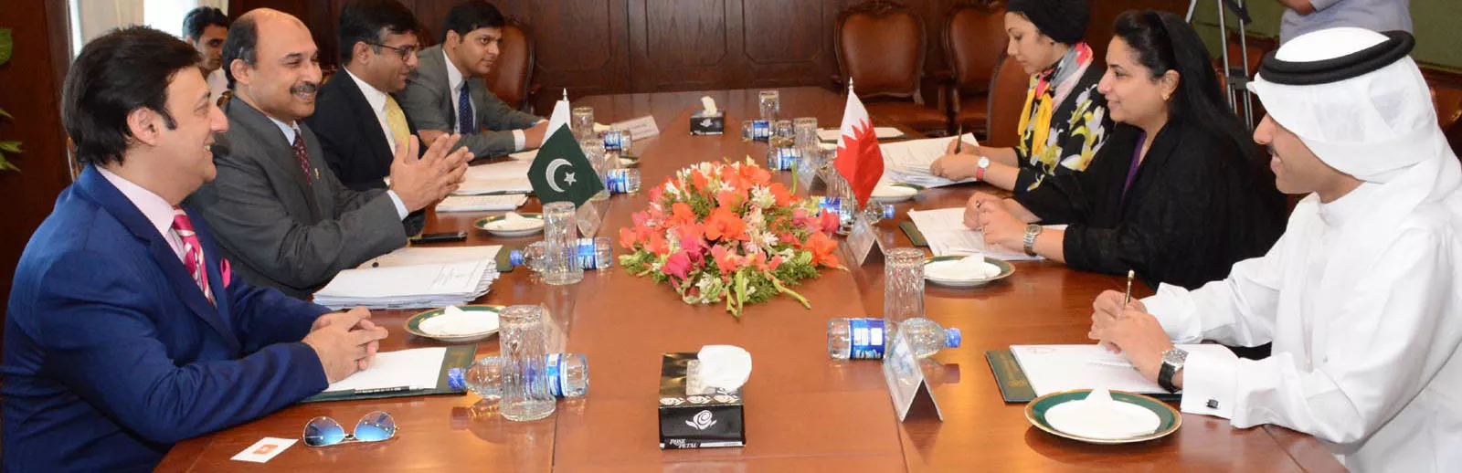 the meeting also decided to constitute pakistan bahrain business council and make the business opportunities conference a permanent feature of economic engagement between the two countries photo inp the meeting also decided to constitute pakistan bahrain business council and make the business opportunities conference a permanent feature of economic engagement between the two countries photo inp