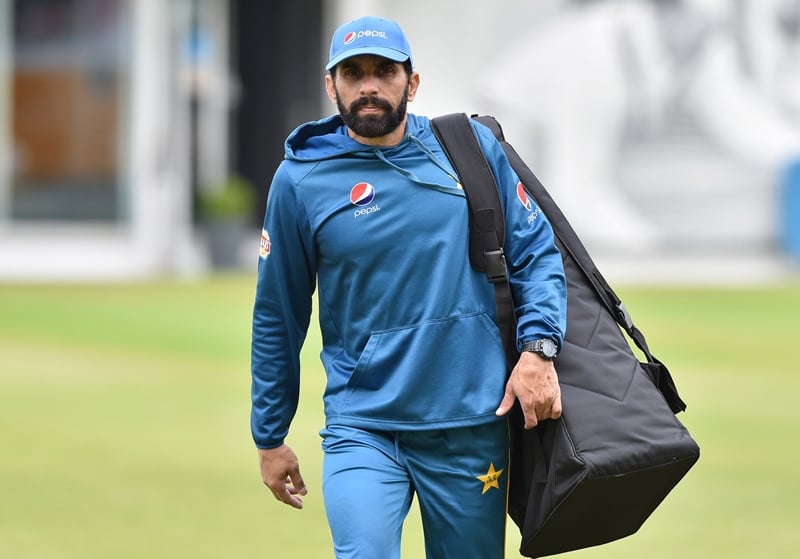 misbahul haq takes part in a training session at lord 039 s cricket ground in london on july 13 2016 photo afp