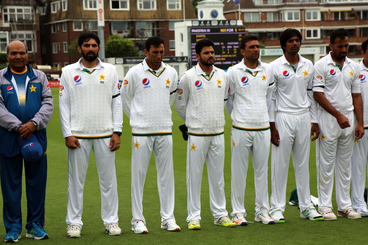 pakistan cricket team held a minute of silence for abdul sattar edhi at sussex county cricket ground on july 9 2016 photo courtesy pcb