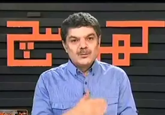 screen grab of mubasher lucman during his programme khara sach screen grab of mubasher lucman during his programme khara sach