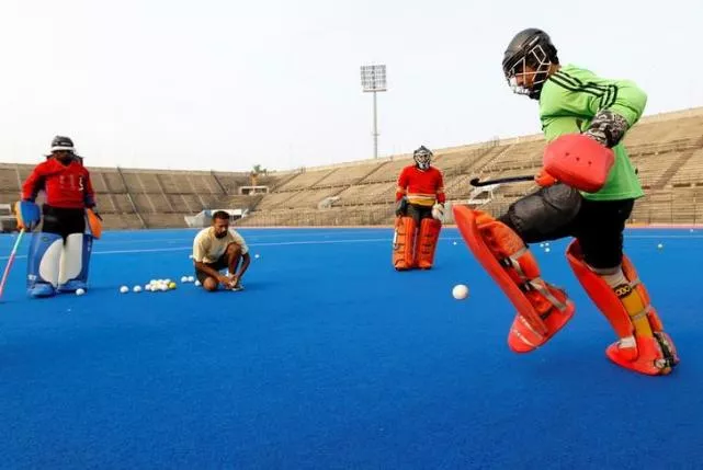 hockey players train at the gaddafi field hockey stadium in lahore pakistan july 11 2016 photo reuters hockey players train at the gaddafi field hockey stadium in lahore pakistan july 11 2016 photo reuters