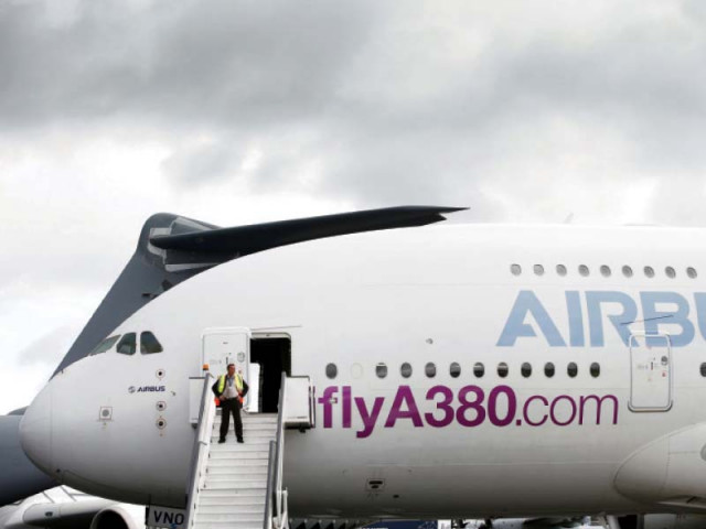 rolls royce said it was worried about the commercial impact of britain s vote to leave the eu boeing and airbus were however bullish about their long term prospects photo afp rolls royce said it was worried about the commercial impact of britain s vote to leave the eu boeing and airbus were however bullish about their long term prospects photo afp