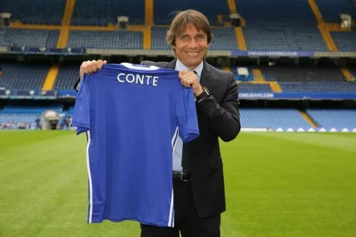 chelsea 039 s newly appointed manager antonio conte holds a chelsea football shirt at the stamford bridge stadium in london on july 14 2016 photo afp chelsea 039 s newly appointed manager antonio conte holds a chelsea football shirt at the stamford bridge stadium in london on july 14 2016 photo afp