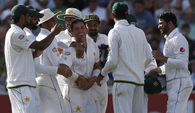 yasir shah is congratulated by teammates after taking the wicket of jonny bairstow at lord 039 s cricket ground in london on july 17 2016 photo afp yasir shah is congratulated by teammates after taking the wicket of jonny bairstow at lord 039 s cricket ground in london on july 17 2016 photo afp