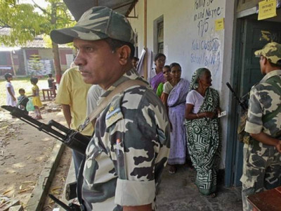 maoist ambush in east india kills 10 police