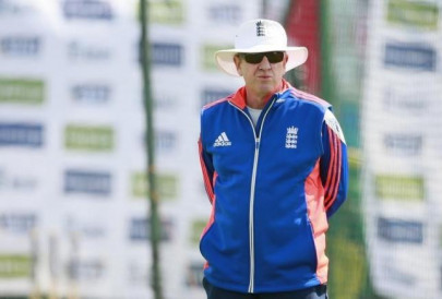 i have always thought of playing two spinners at home says england coach i have always thought of playing two spinners at home says england coach