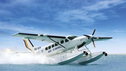 five killed as seaplane crashes into shanghai bridge five killed as seaplane crashes into shanghai bridge