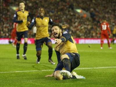 arsenal s giroud likely to stay says agent arsenal s giroud likely to stay says agent