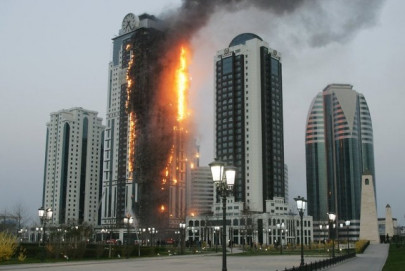 blaze rips through dubai skyscraper blaze rips through dubai skyscraper
