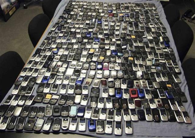 suspects had arrived from dubai when customs officials recovered cellphones worth rs20 million from their possession photo reuters suspects had arrived from dubai when customs officials recovered cellphones worth rs20 million from their possession photo reuters