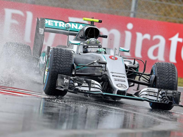 rosberg produced a fastest lap of 1min and 19 965sec at the end of a session stretched to nearly two hours by heavy rain and crashes in the hazardous conditions photo afp rosberg produced a fastest lap of 1min and 19 965sec at the end of a session stretched to nearly two hours by heavy rain and crashes in the hazardous conditions photo afp
