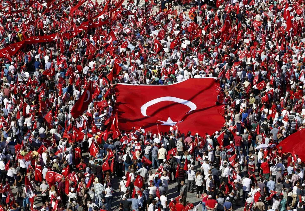 supporters of various political parties gather in istanbul 039 s taksim square and wave turkey 039 s national flags before the republic and democracy rally organised by main opposition republican people 039 s party chp turkey july 24 2016 photo reuters supporters of various political parties gather in istanbul 039 s taksim square and wave turkey 039 s national flags before the republic and democracy rally organised by main opposition republican people 039 s party chp turkey july 24 2016 photo reuters