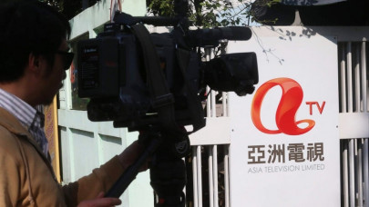 china shuts down online news operations report