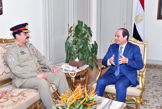 chief of army staff general raheel sharif in a meeting with egyptian president abdel fattah al sisi in cairo on tuesday july 26 2016 photo ispr