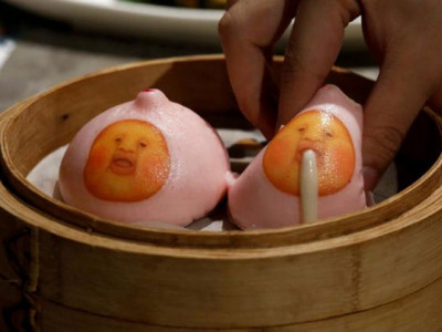 oozing dim sum buns delight diners in hong kong