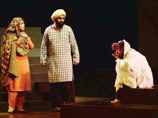 ajoka theatre received standing ovations at hamsaya theatre festival photo publicity