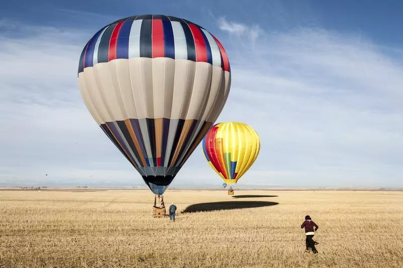hot air balloons are seen in a field during day 3 of the canadian hot air balloon championships in high river september 27 2013 photo reuters hot air balloons are seen in a field during day 3 of the canadian hot air balloon championships in high river september 27 2013 photo reuters