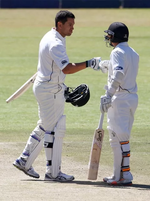 new zealand 039 s batsman ross taylor l is congratulated on his century by new zealand 039 s bj watling r during the third day of the first test match in a series of two tests between new zealand and hosts zimbabwe on july 30 2016 at the queens sports club in bulawayo photo afp new zealand 039 s batsman ross taylor l is congratulated on his century by new zealand 039 s bj watling r during the third day of the first test match in a series of two tests between new zealand and hosts zimbabwe on july 30 2016 at the queens sports club in bulawayo photo afp