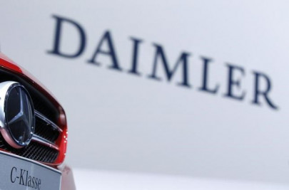 evading law with new us factory daimler skirts tariffs unions