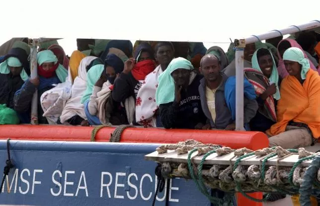migrants wait to disembark from the medecins sans frontieres msf vessel at pozzallo 039 s harbour in sicily italy photo reuters migrants wait to disembark from the medecins sans frontieres msf vessel at pozzallo 039 s harbour in sicily italy photo reuters