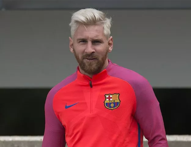 lionel messi takes part in a team training session at st george 039 s park near burton on trent england on july 26 2016 photo afp lionel messi takes part in a team training session at st george 039 s park near burton on trent england on july 26 2016 photo afp