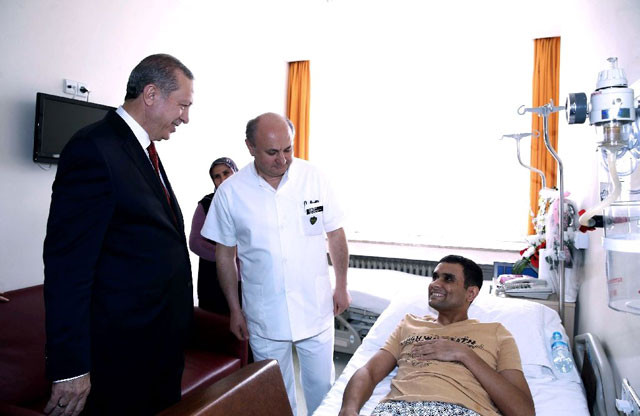 turkish president recep tayyip erdogan l visits a terror attack victim at the gulhane military medical academy gata in ankara in february 2016 photo afp turkish president recep tayyip erdogan l visits a terror attack victim at the gulhane military medical academy gata in ankara in february 2016 photo afp