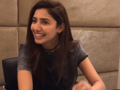 mahira khan went live on facebook and it was everything we expected and more