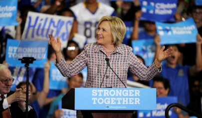 republican mp joins democrat after trump s attack on pakistani american parents republican mp joins democrat after trump s attack on pakistani american parents