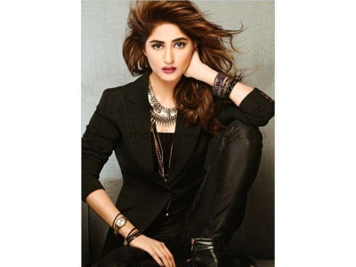 she knows the reactions i want feroz khan about sajjal ali