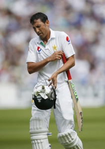 england 120 0 against pakistan at 3rd day close england 120 0 against pakistan at 3rd day close