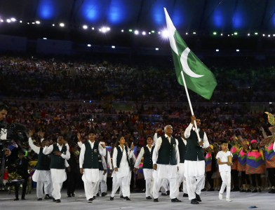 carried by samba stars and a prince olympic torch nears ceremony