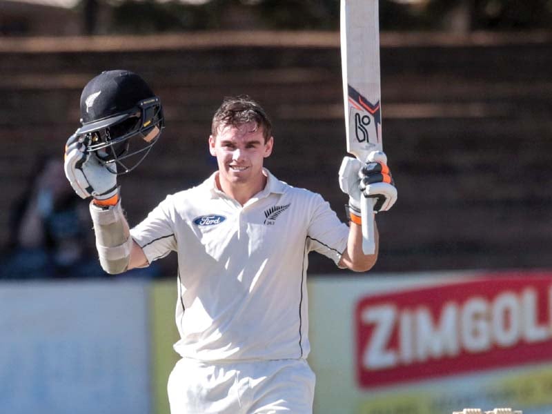 latham followed up his 105 in new zealand s only innings of the first test with a commanding 136 in the first innings of the second photo afp