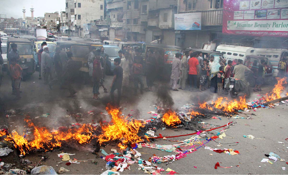 protesters in karachi block a road against power outages on august 6 2016 photo online