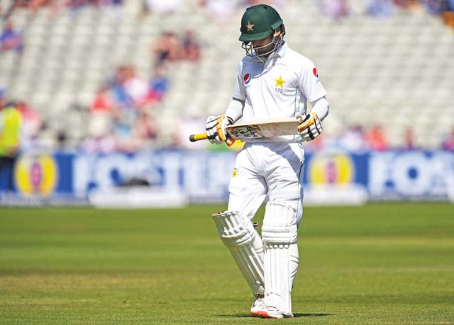 moin khan condemns negative approach poor application as pakistan lose by 141 runs photo afp moin khan condemns negative approach poor application as pakistan lose by 141 runs photo afp