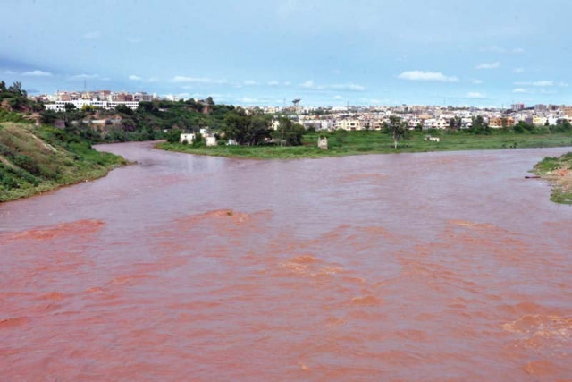 the soan river rages on after yesterday s rain dramatically increased its water level photo zafar aslam express the soan river rages on after yesterday s rain dramatically increased its water level photo zafar aslam express