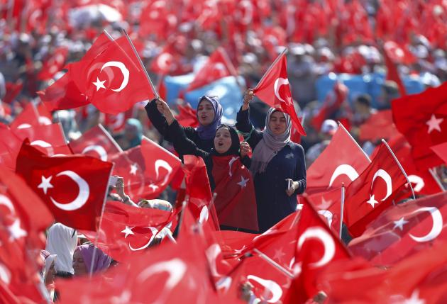 people wave turkey 039 s national flags during the democracy and martyrs rally photo reuters