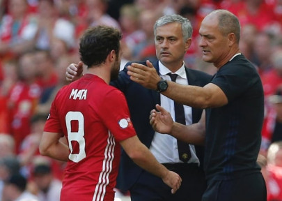 united s mata subbed for being smallest player