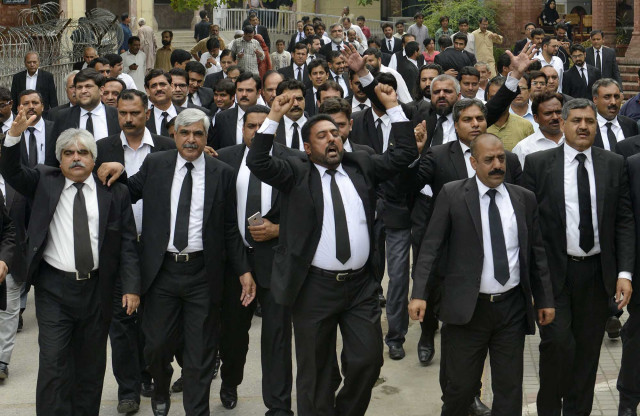 in multan lawyers journalists and representatives of some civil society organisations held a rally to condemn the terrorist attack and to express solidarity with the relatives of the deceased photo riaz ahmed express in multan lawyers journalists and representatives of some civil society organisations held a rally to condemn the terrorist attack and to express solidarity with the relatives of the deceased photo riaz ahmed express
