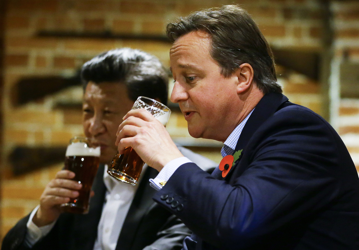 chinese president xi jinping with ex british prime minister david cameron photo afp