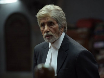 trailer out amitabh bachchan s pink will give you goosebumps