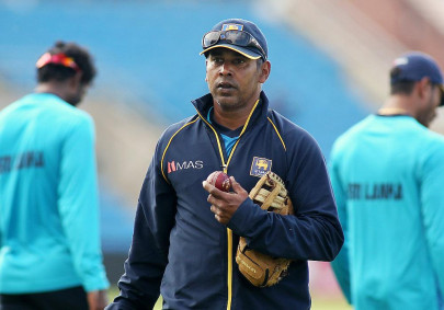 sri lanka appoints vaas to hunt fast bowling talent